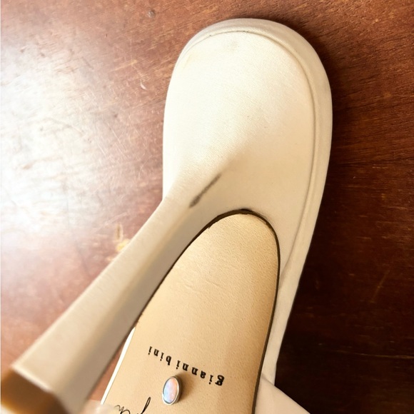 NWOB Gianni Bini x Venita Aspen Harlow Pearl Bow Dress Sandals - Picture 7 of 9